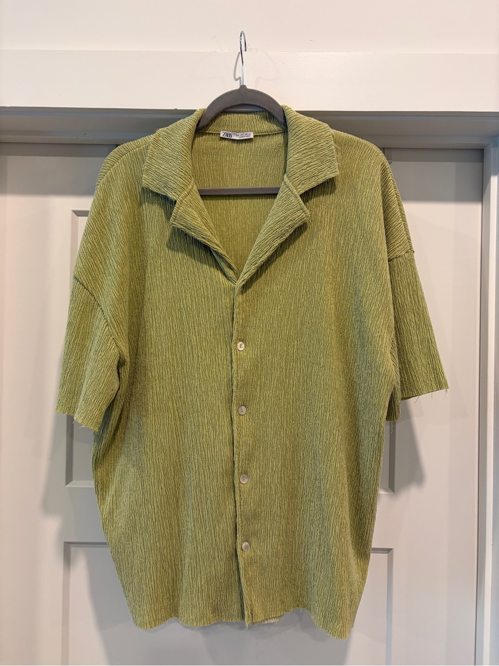 Zara Olive Green Short-Sleeve Button-Up Shirt